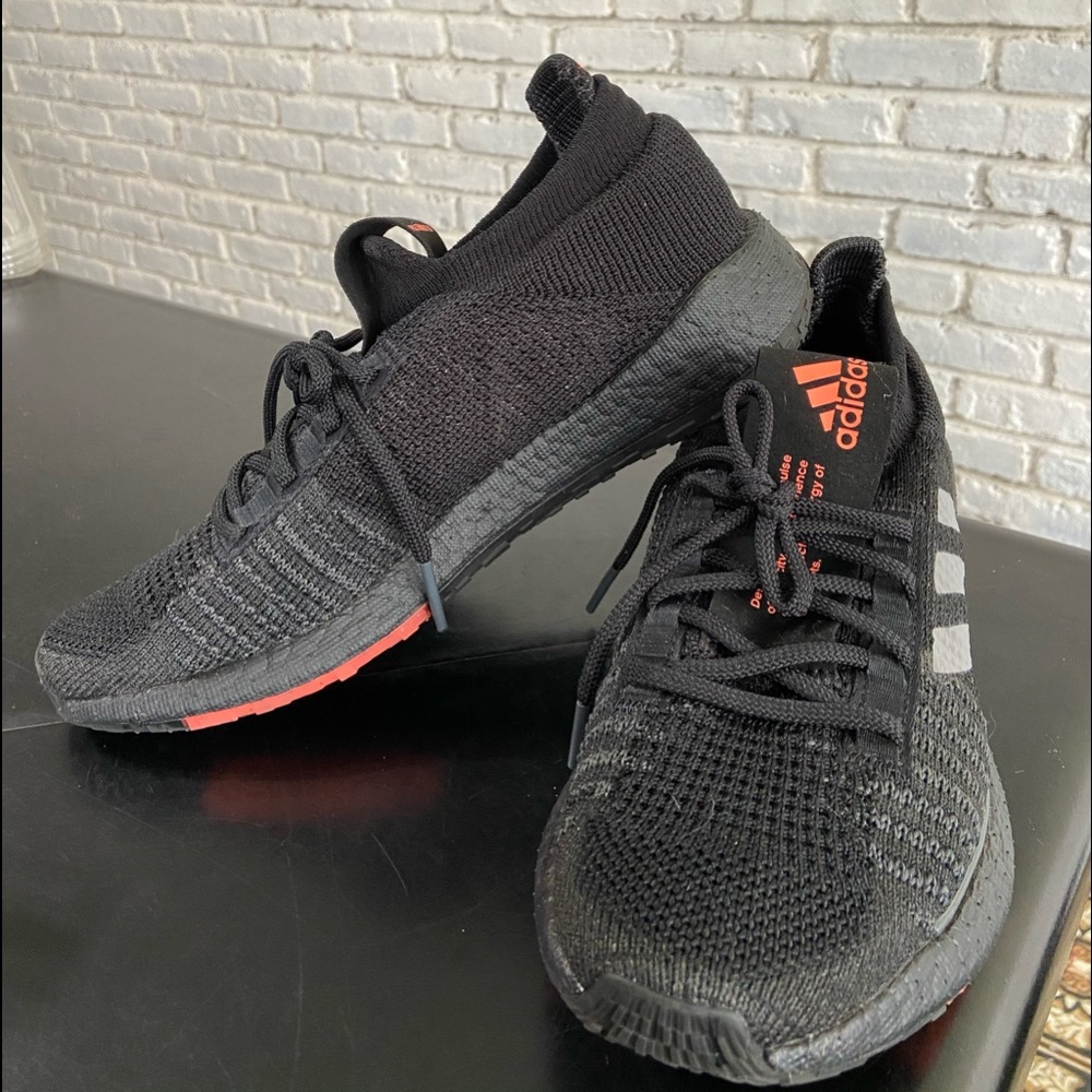 Adidas Pulse Boost HD Sneakers